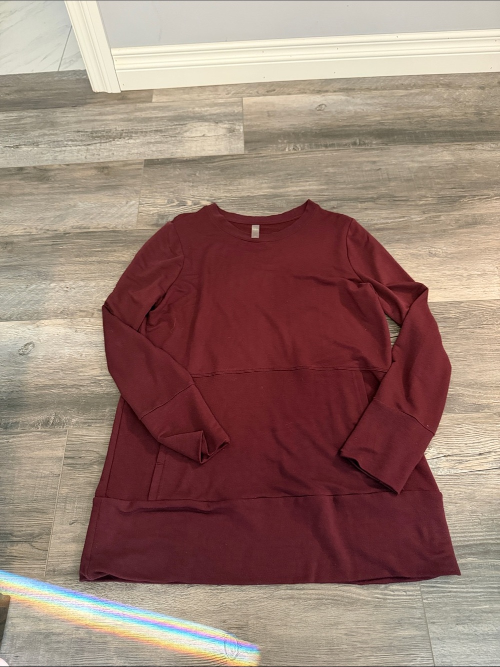 Hyba Women's Crewneck Long Sleeve Top - Burgundy